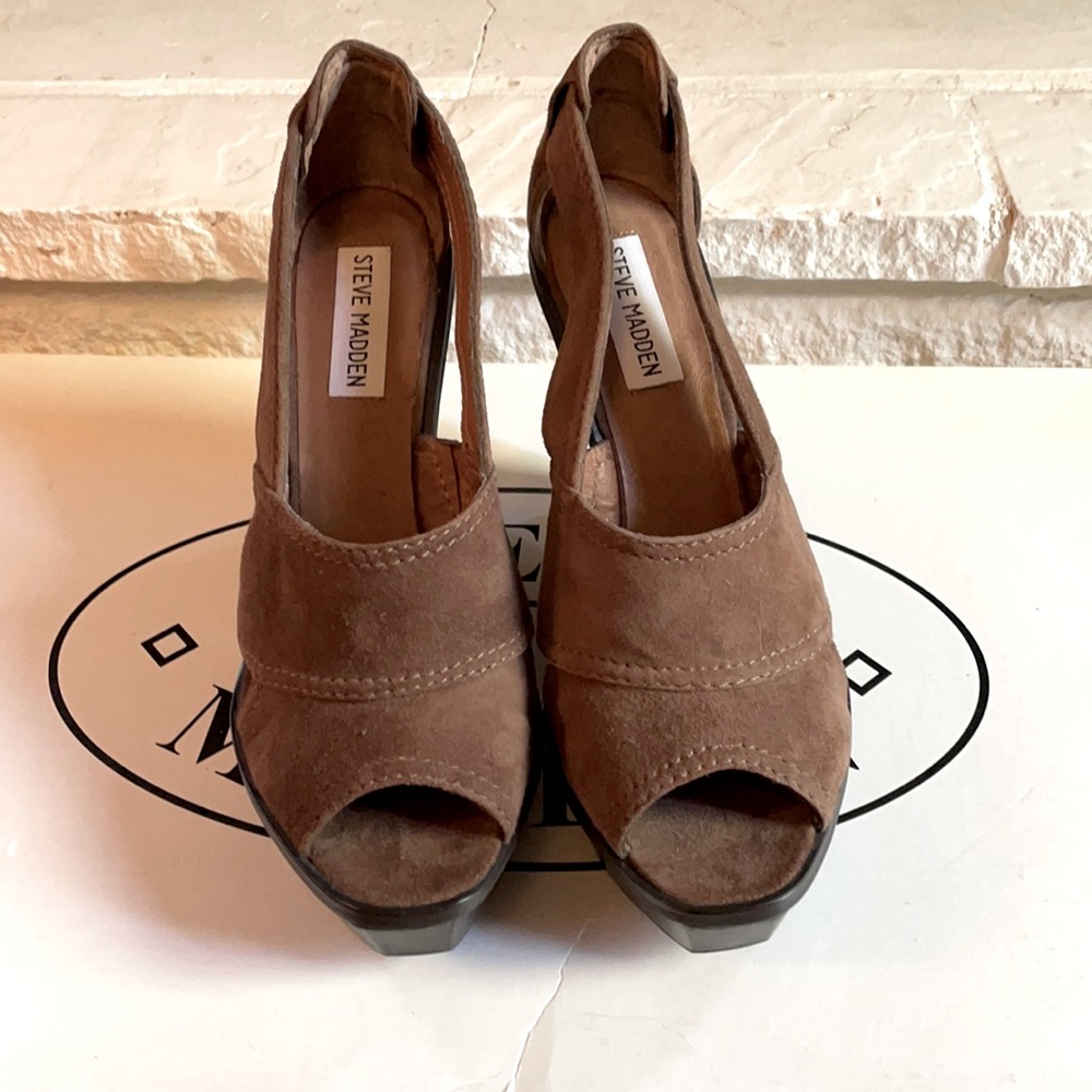 Steve Madden Wedges- 8M